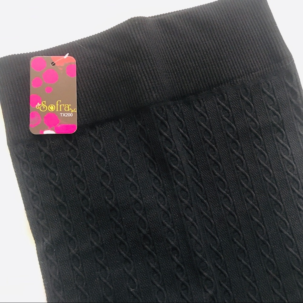 NWT Black Fleece Lined Cableknit Leggings - Picture 3 of 6